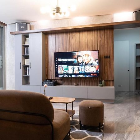 Вилла Radja House Cipaku Indah Бандунг Экстерьер фото